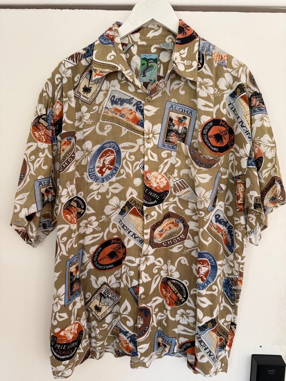 Everest Collection Hawaiian Shirt XL Rayon Aloha Postcard Print Camp Shirt